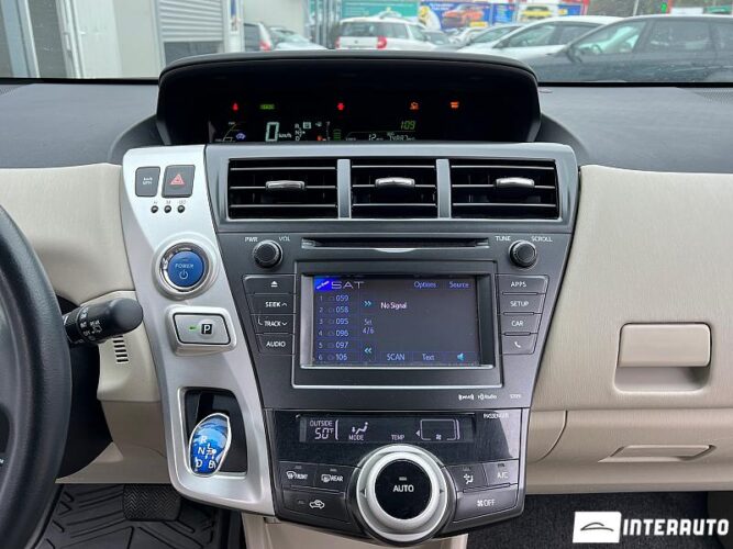 toyota Prius Plus / V 2012