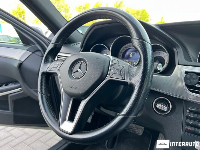Mercedes E 200 39 mercedes E 200 2014