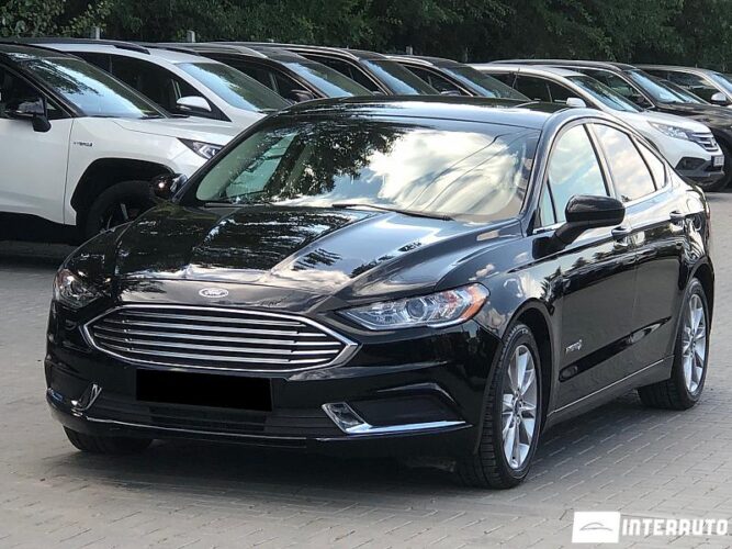 Ford Fusion 2016 doar la InterAuto