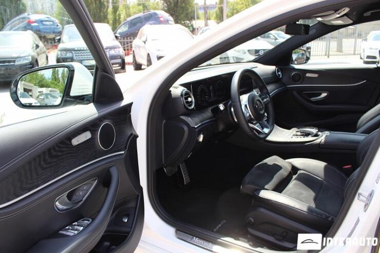 Mercedes E 200 48 mercedes E 200 2019