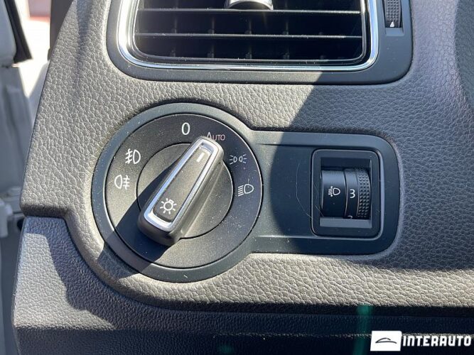 volkswagen Polo 2015