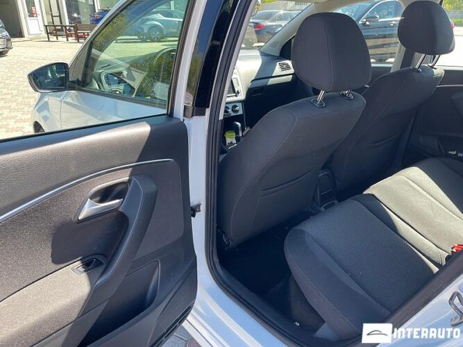 volkswagen Polo 2015