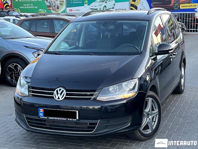 Volkswagen Sharan 2012 doar la InterAuto