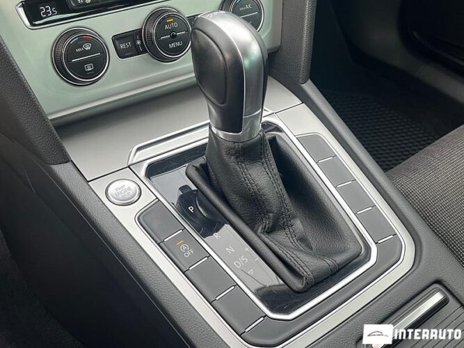 Volkswagen Passat 37 volkswagen Passat 2015