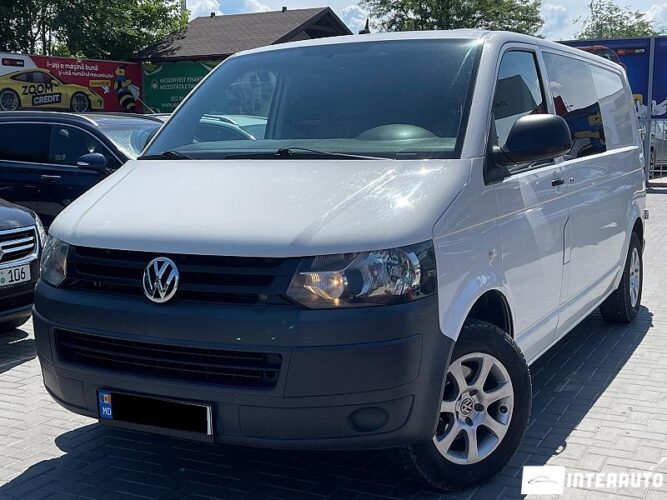 Volkswagen Transporter 2011 doar la InterAuto