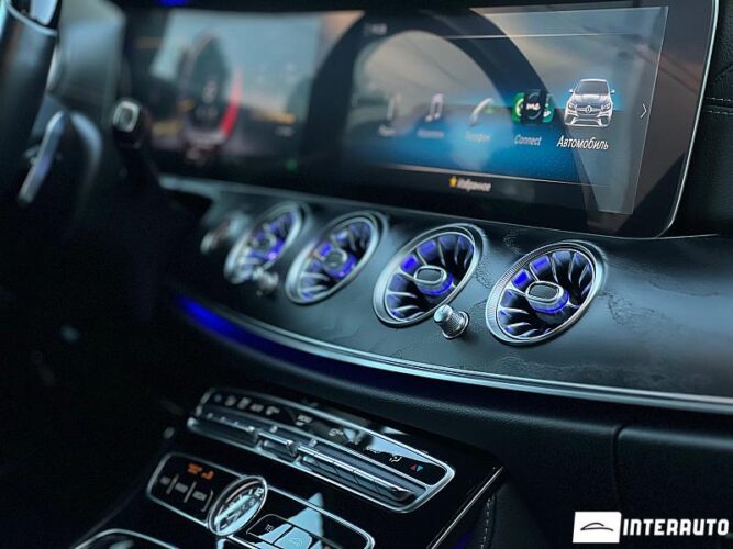 Mercedes E 220 68 mercedes E 220 2016