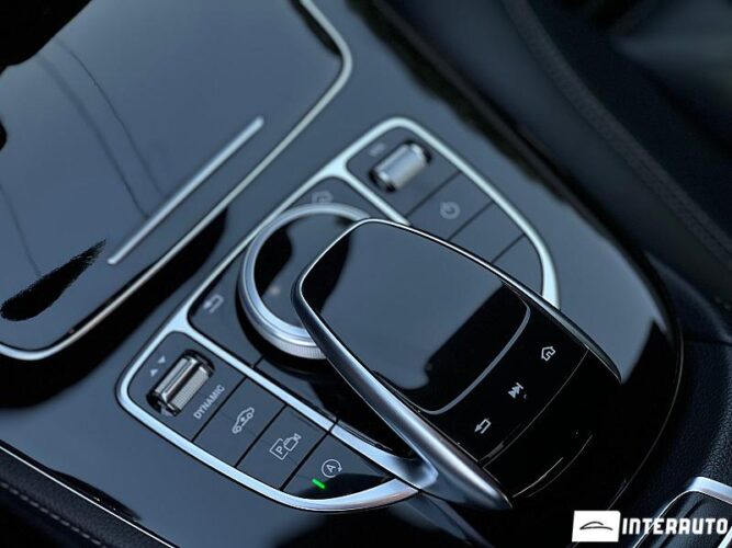 Mercedes E 220 69 mercedes E 220 2016