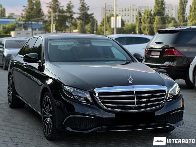 Mercedes E 220 44 mercedes E 220 2016