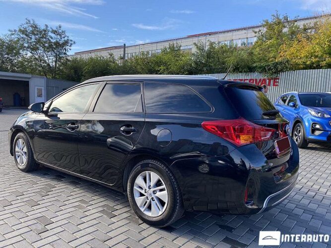 toyota Auris 2014