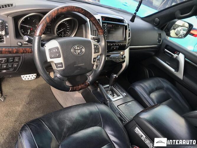 toyota Land Cruiser 2013