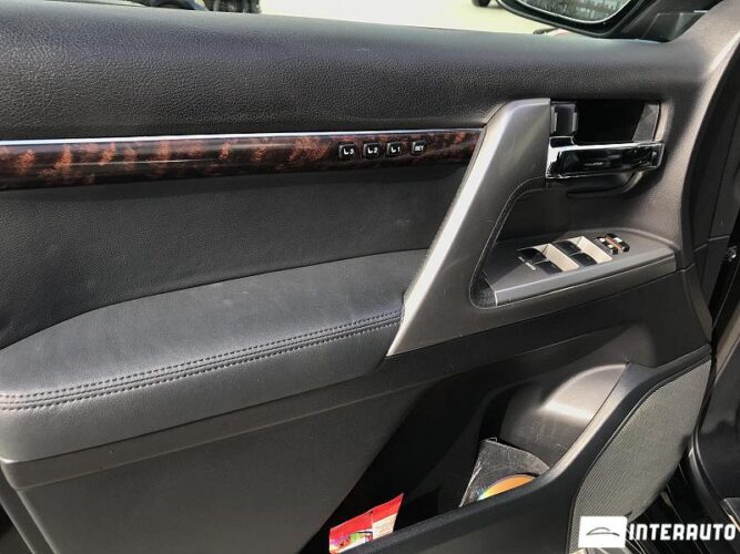 toyota Land Cruiser 2013