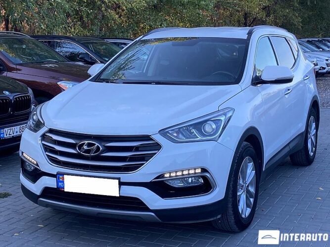 Hyundai Santa Fe 2016 doar la InterAuto