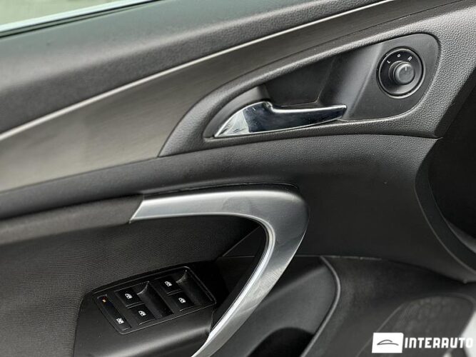 Opel Insignia 38 opel Insignia 2012