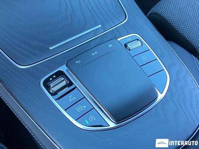 Mercedes E 220 48 mercedes E 220 2021