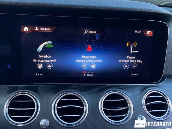 Mercedes E 220 42 mercedes E 220 2021