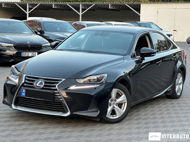 Lexus IS 300h 2018 doar la InterAuto
