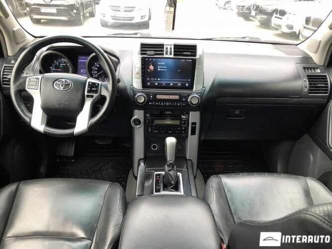 toyota Land Cruiser Prado 2010