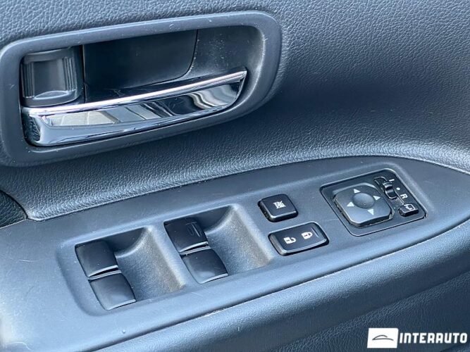 mitsubishi Outlander 2014