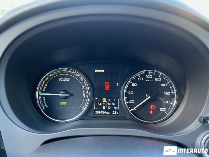 mitsubishi Outlander 2014