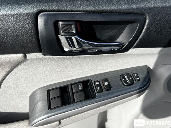 Toyota Camry 44 toyota Camry 2012