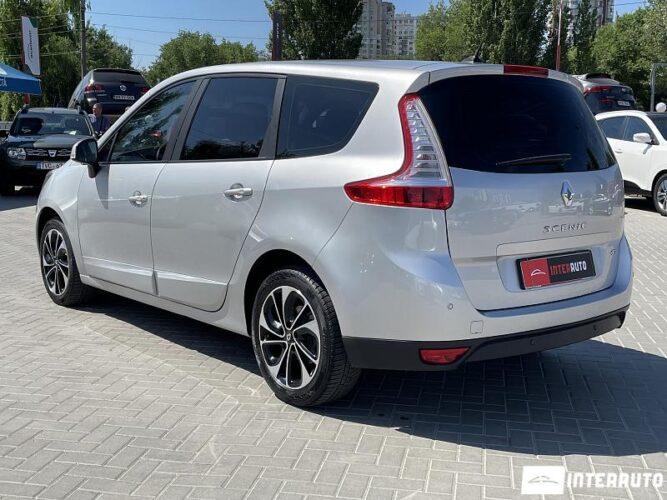 renault Grand Scenic 2013