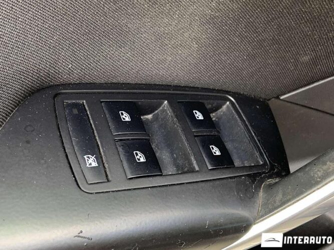 Opel Insignia 35 opel Insignia 2012