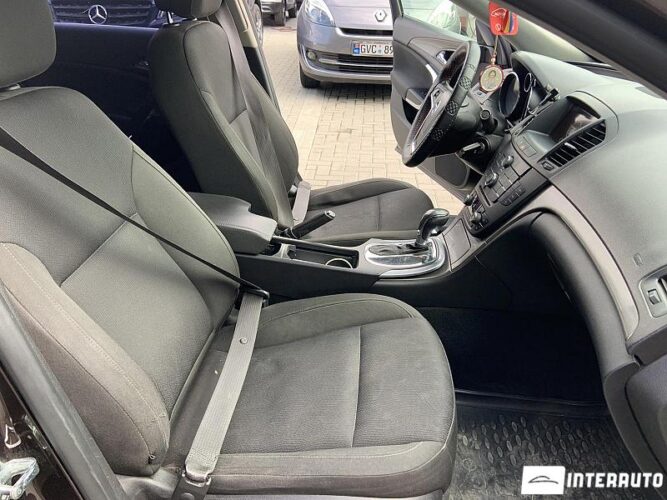 Opel Insignia 31 opel Insignia 2012