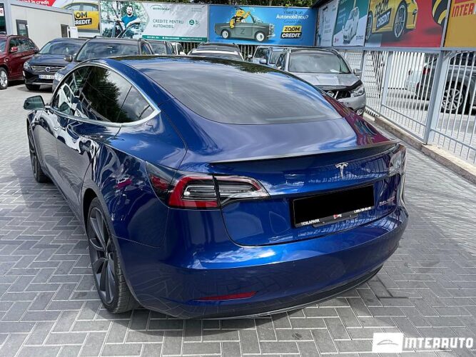 tesla Model 3 2019