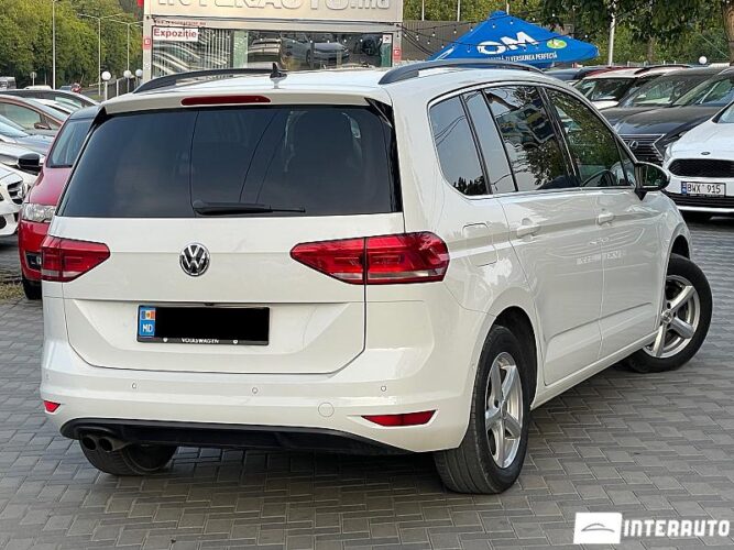 volkswagen Touran 2016
