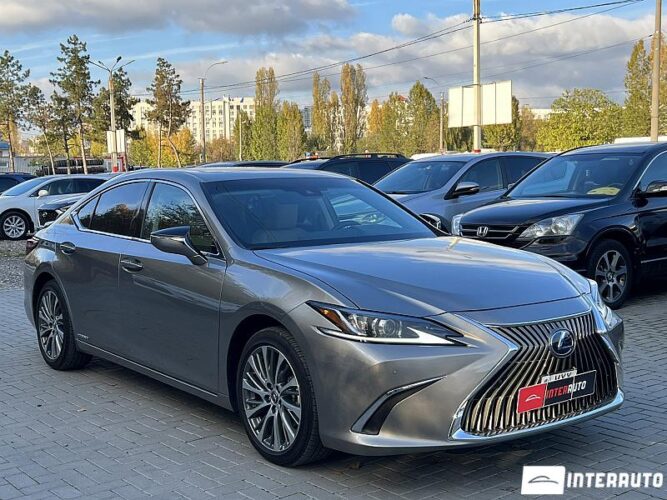 lexus ES 300h 2020