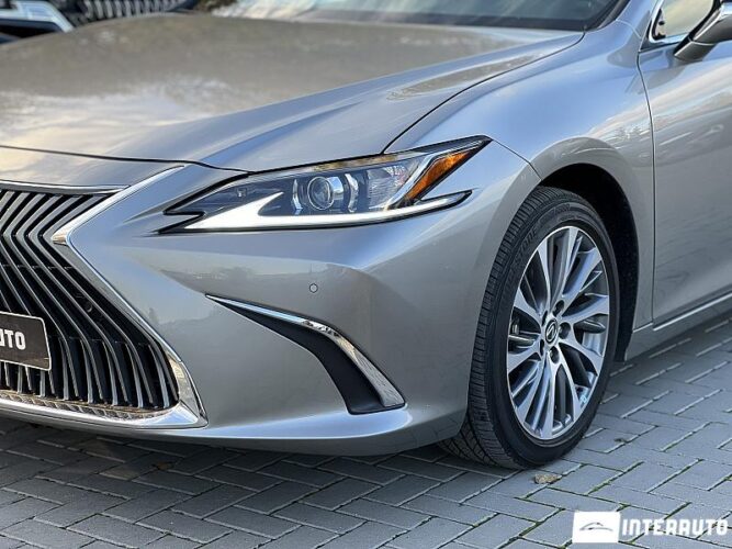 lexus ES 300h 2020