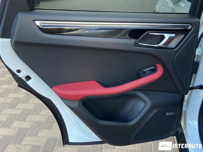 Porsche Macan 51 porsche Macan 2019