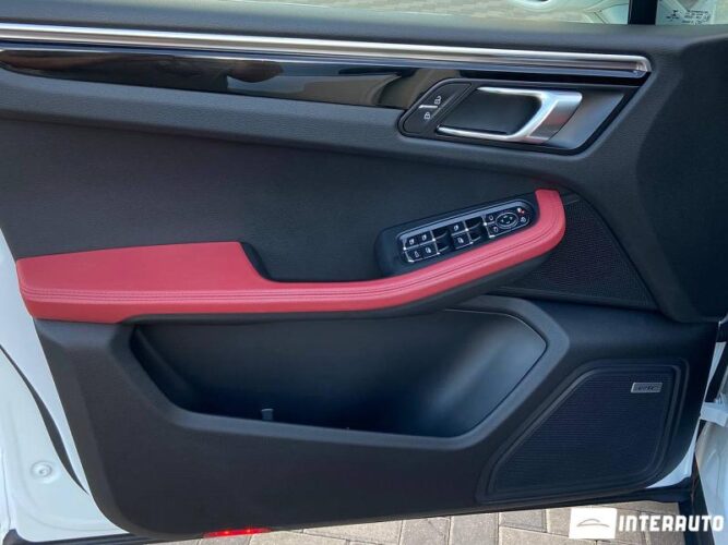 Porsche Macan 38 porsche Macan 2019