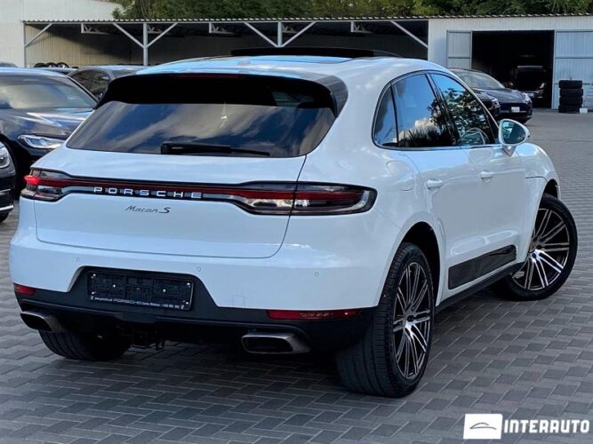 Porsche Macan 37 porsche Macan 2019