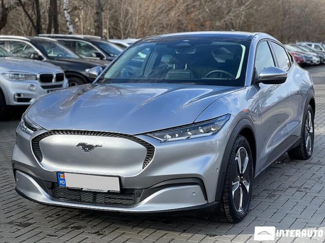 Ford Mustang Mach-E 2021 doar la InterAuto