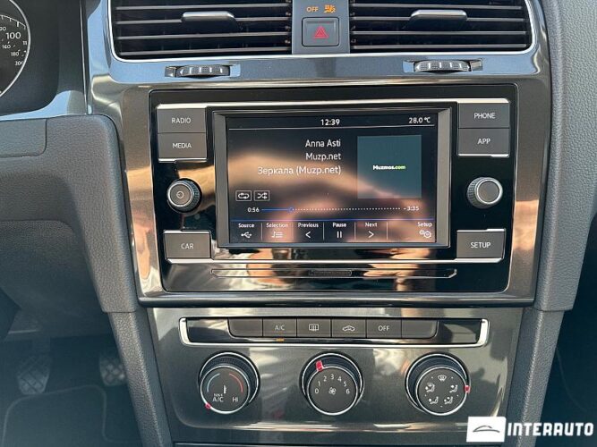 volkswagen Golf 2019