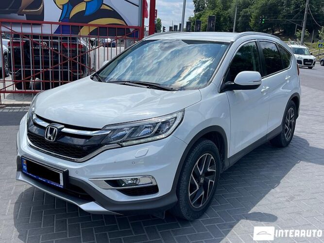 Honda CR-V 2016 doar la InterAuto