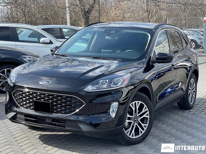 Ford Escape 2019 doar la InterAuto