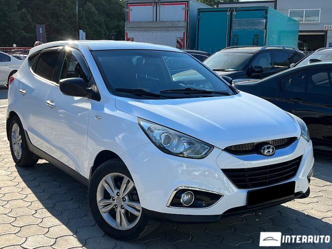 Hyundai Tucson 2010 doar la InterAuto