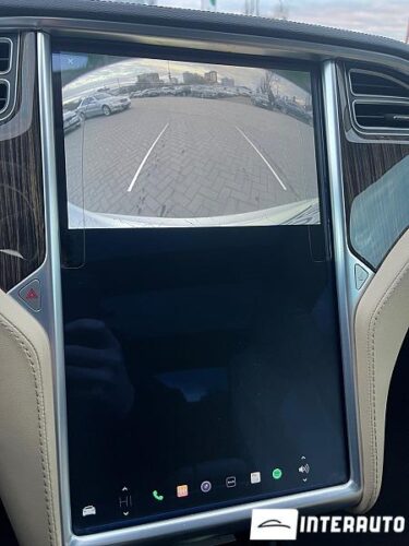 tesla Model S 2013