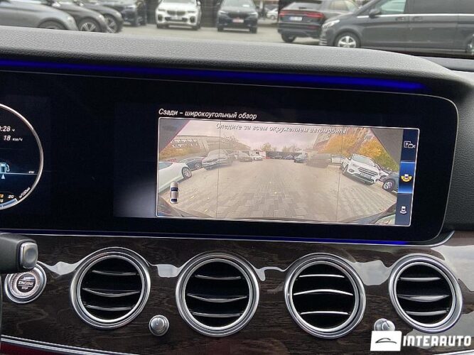 Mercedes E 200 55 mercedes E 200 2019