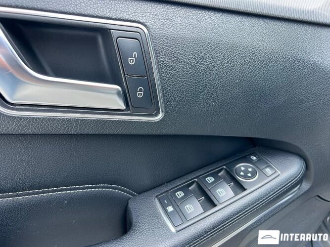 Mercedes E 200 47 mercedes E 200 2014