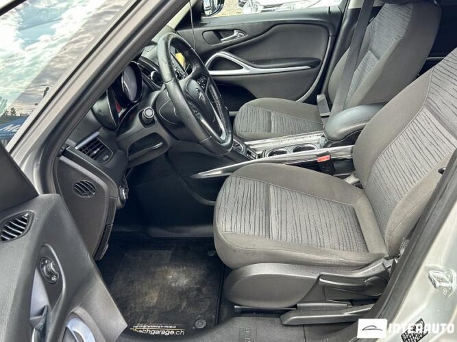 opel Zafira 2015