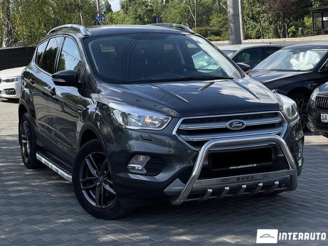 Ford Kuga 2017 doar la InterAuto