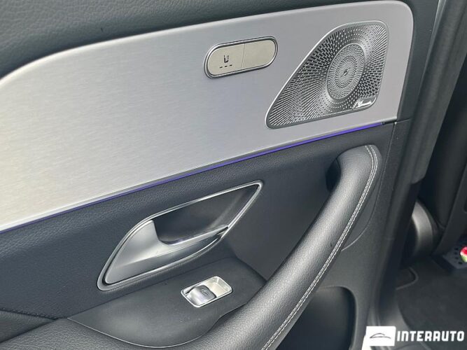 Mercedes GLE 300d 56 mercedes GLE 300d 2019