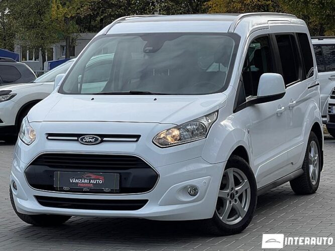 Ford Tourneo Connect 2015 doar la InterAuto