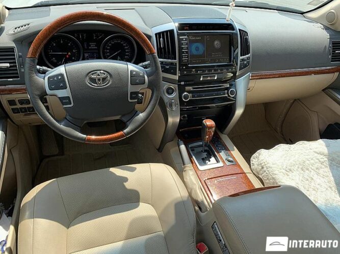 toyota Land Cruiser 2013