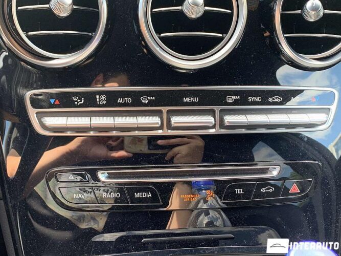 Mercedes GLC 220d 40 mercedes GLC 220d 2019