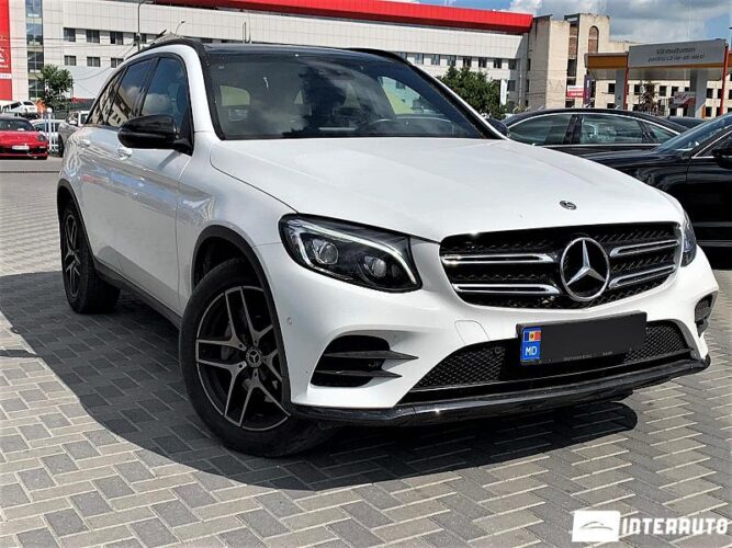 Mercedes GLC 220d 2019 doar la InterAuto