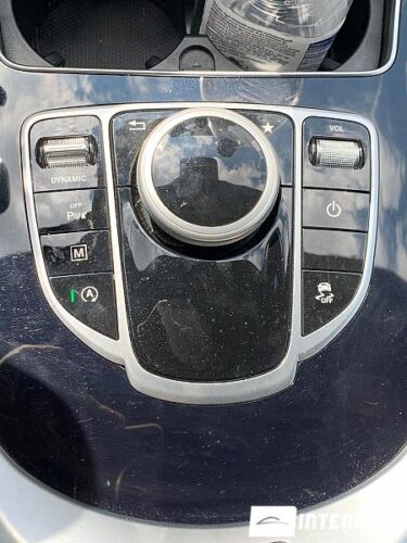 Mercedes GLC 220d 41 mercedes GLC 220d 2019